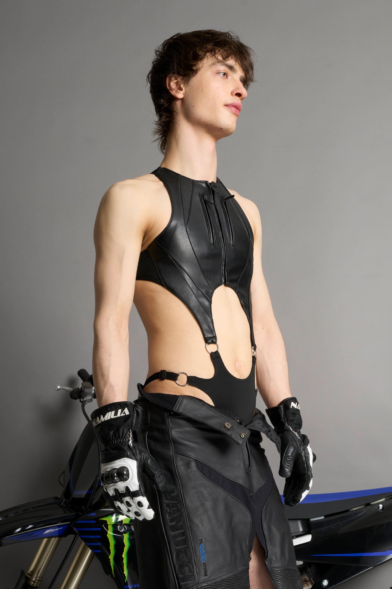 Cut Out Body - Pouch Panty — view 2
