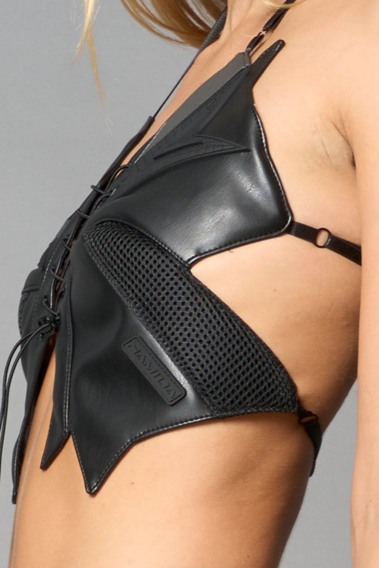 Moto Butterfly Top detail
