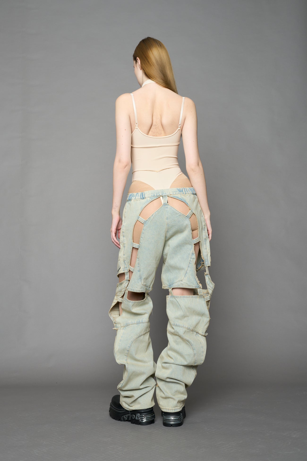 Layered Contour Body — view 14