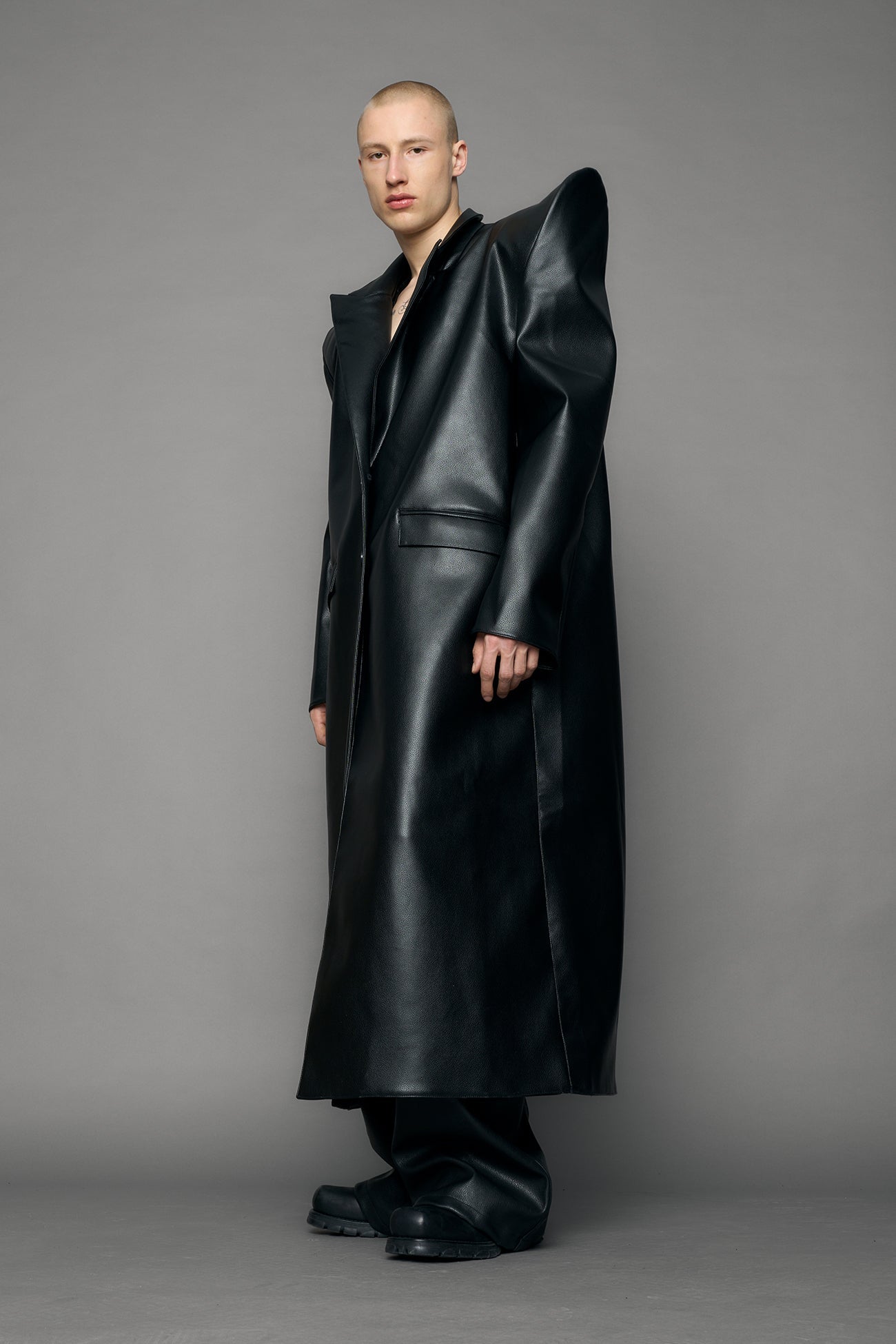 Doomsday Elongated Leather Coat — view 8