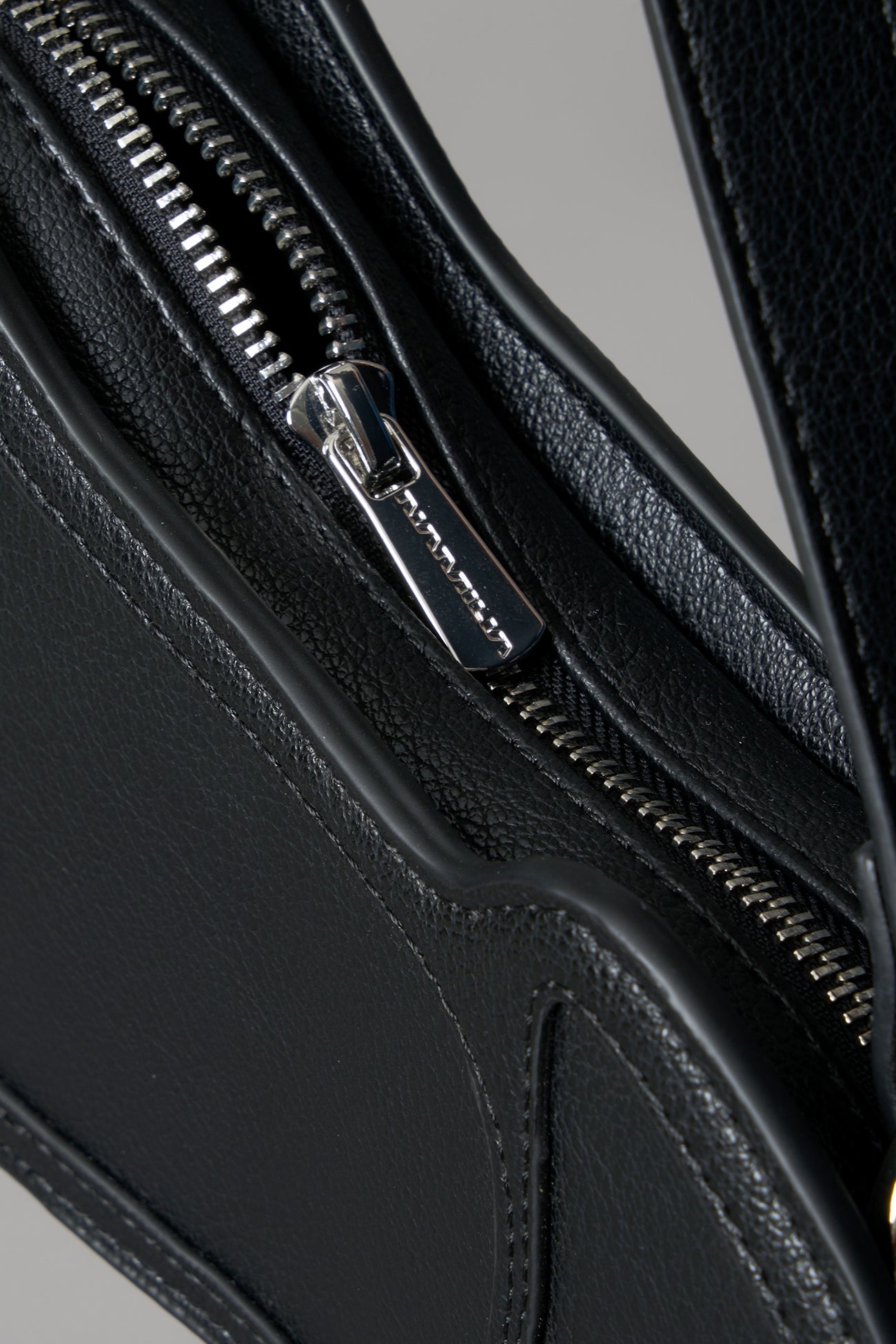 branded logo zip
