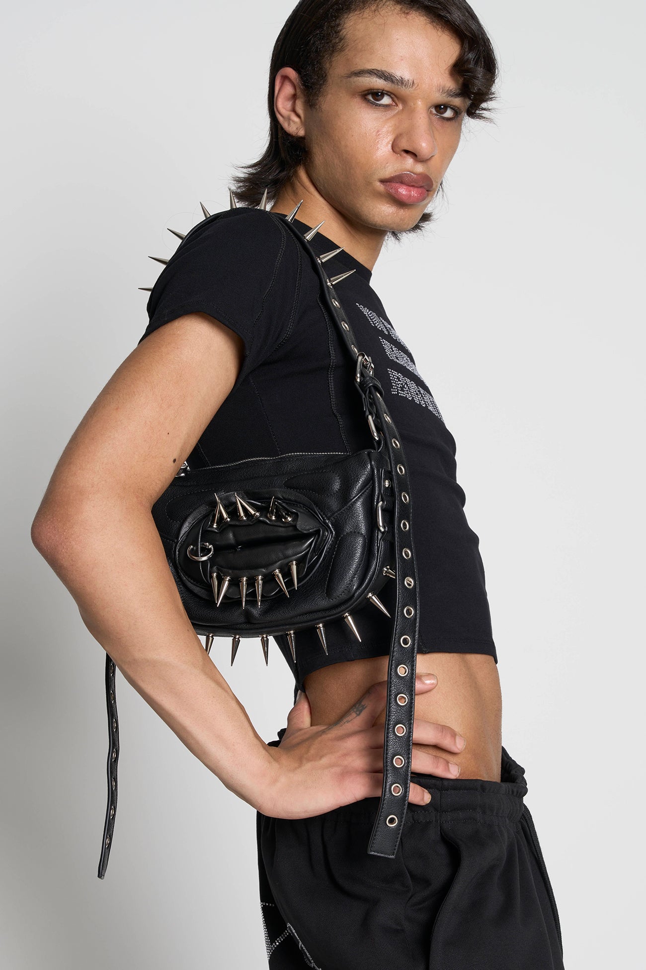 Vulva Spike Bag — view 2