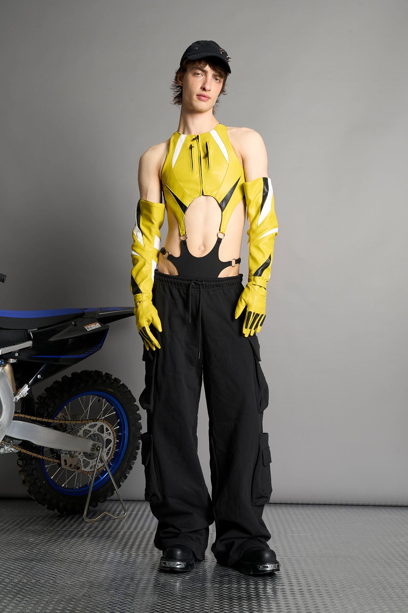 Cut Out Body - Pouch Panty — view 1