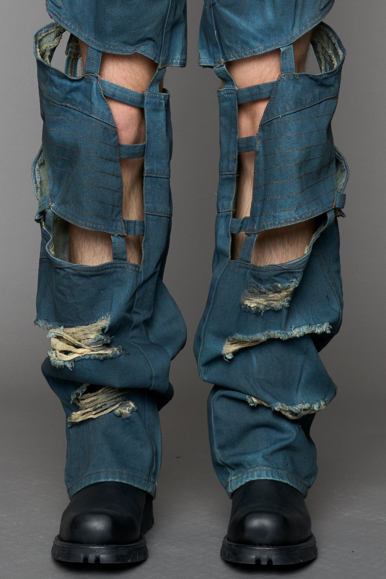 fabric manipulation detail