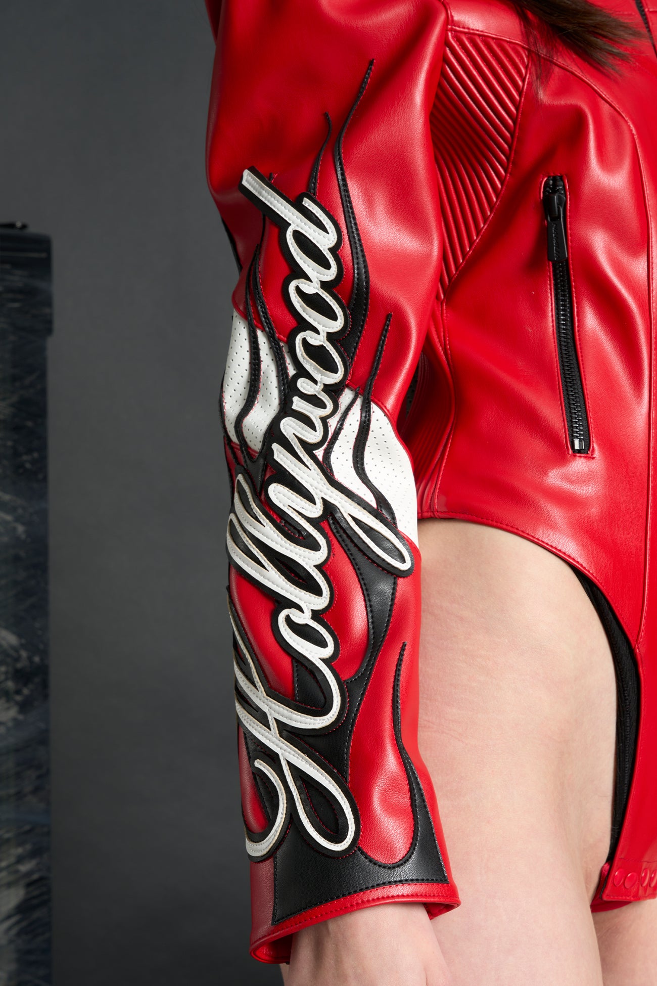 Hollywood Moto Body — view 12