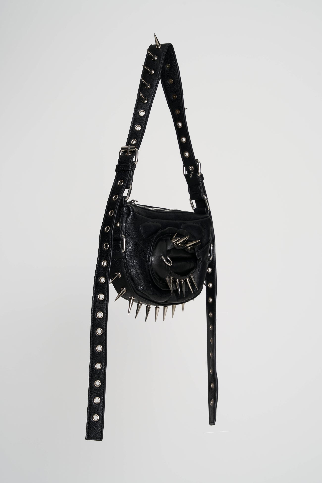 Vulva Spike Bag — view 5