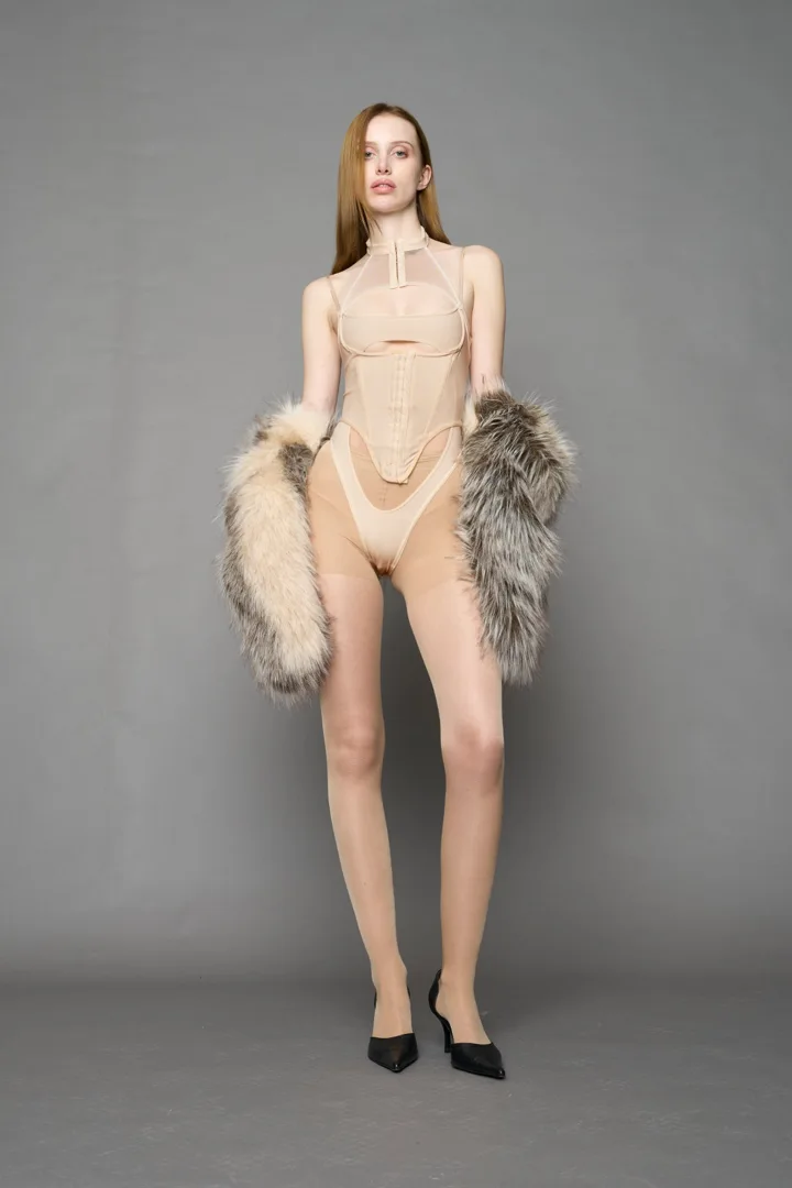 Layered Contour Body